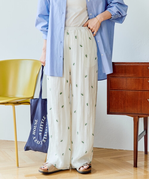 FREAK'S STORE（フリークスストア）の「限定展開　シアー 小花柄 刺繍 ルーズパンツ（その他パンツ・レディース・ブラック/モカ/ナチュラル・ﾌﾘ-）」の3枚目の写真