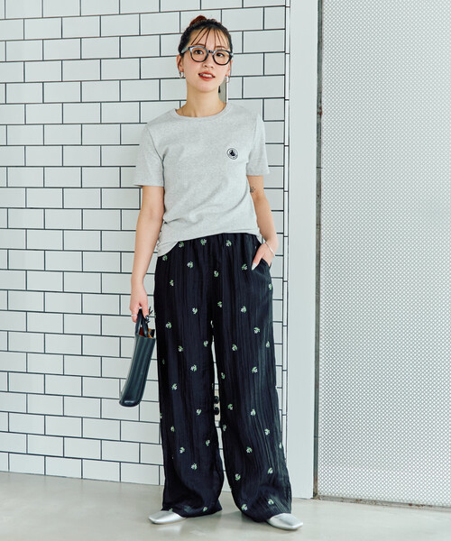 FREAK'S STORE（フリークスストア）の「限定展開　シアー 小花柄 刺繍 ルーズパンツ（その他パンツ・レディース・ブラック/モカ/ナチュラル・ﾌﾘ-）」の5枚目の写真