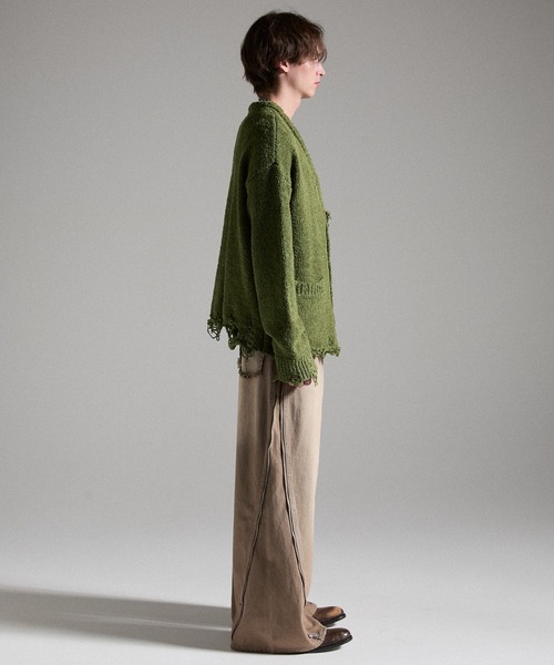 GRANCY（グランシー）の「【GRANCY】Damage Boucle Knit Cardigan / ダメージデザインブークレニットカーディガン（カーディガン/ボレロ・メンズ・ブラック/グレイッシュベージュ/カーキ・S/L/M）」の7枚目の写真