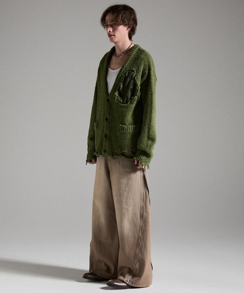 GRANCY（グランシー）の「【GRANCY】Damage Boucle Knit Cardigan / ダメージデザインブークレニットカーディガン（カーディガン/ボレロ・メンズ・ブラック/グレイッシュベージュ/カーキ・S/L/M）」の9枚目の写真