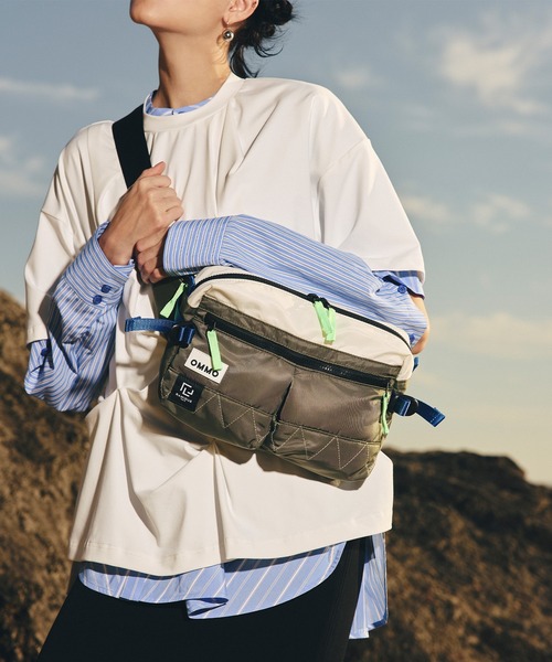 RAMIDUS（ラミダス）の「【RAMIDUS×OMMO】2WAY WAIST BAG（ボディバッグ/ウエストポーチ・レディース・ブラック/カーキ・F）」の2枚目の写真