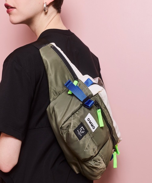 RAMIDUS（ラミダス）の「【RAMIDUS×OMMO】2WAY WAIST BAG（ボディバッグ/ウエストポーチ・レディース・ブラック/カーキ・F）」の16枚目の写真