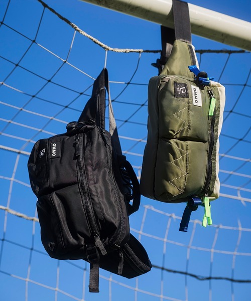 RAMIDUS（ラミダス）の「【RAMIDUS×OMMO】2WAY WAIST BAG（ボディバッグ/ウエストポーチ・レディース・ブラック/カーキ・F）」の5枚目の写真