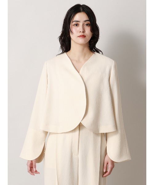 CIS.（シス）の「CIS. カーブショートジャケット ウォッシャブル ストレッチ ポリエステルカルゼ 無地（テーラードジャケット・レディース・ブラック/オフホワイト・36(7号)/38(9号)）」の7枚目の写真