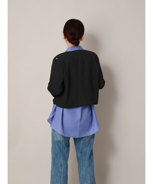 CIS.（シス）の「CIS. カーブショートジャケット ウォッシャブル ストレッチ ポリエステルカルゼ 無地（テーラードジャケット・レディース・ブラック/オフホワイト・36(7号)/38(9号)）」の16枚目の写真