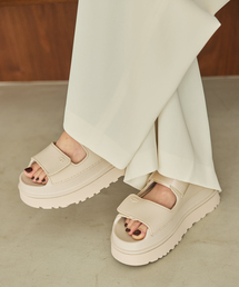 Plage（プラージュ）の「《WEB限定追加》UGG / アグ THE GOLDEN GLOW サンダル（サンダル）」