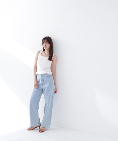 NATURAL BEAUTY BASIC（ナチュラルビューティーベーシック）の「◇ カップ付インナーシリーズ タンクトップ（タンクトップ・レディース・オフホワイト/ブラック・FREE）」の4枚目の写真