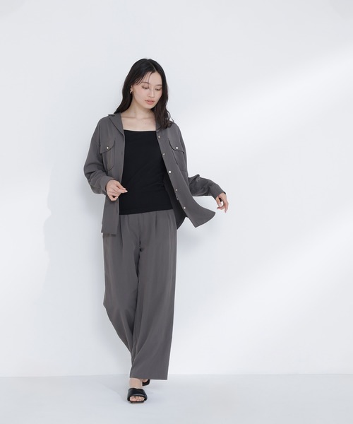 NATURAL BEAUTY BASIC（ナチュラルビューティーベーシック）の「◇ カップ付インナーシリーズ タンクトップ（タンクトップ・レディース・オフホワイト/ブラック・FREE）」の12枚目の写真