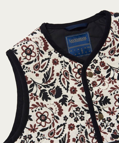 LAVENHAM（ラベンハム）の「【別注】＜LAVENHAM＞THORNHAM VEST/ソーンハム ベスト（その他アウター・メンズ・ブラック・L/M）」の2枚目の写真