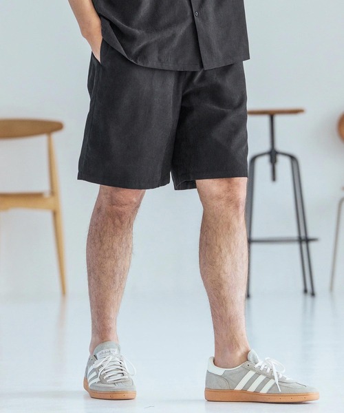 Magine（マージン）の「mp14825-Poly Peach Relax Fit Easy Short Pants ショートパンツ(MGN-261-003)（その他パンツ・メンズ・ベージュ/ブラック/ブルーグレー・48/46/44）」の2枚目の写真