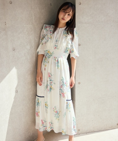 シャドーフラワーブーケワンピース（ワンピース）｜AND COUTURE