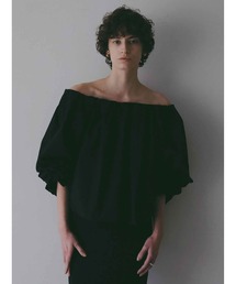 HER.（ハー）の「ボリュームスリーブオフショルブラウス（シャツ/ブラウス）」