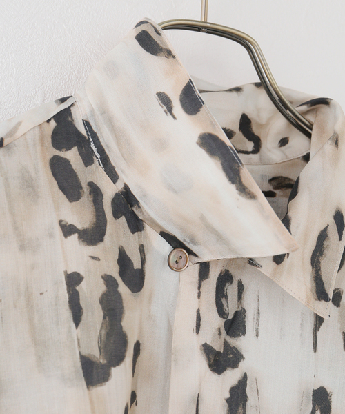Couture d'adam（クチュールドアダム）の「COUTURE D'ADAM/クチュールドアダム Leopard Italian Print Open Coller Shirt（シャツ/ブラウス・レディース・ベージュ・38）」の6枚目の写真