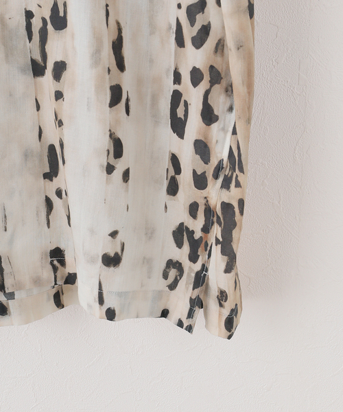 Couture d'adam（クチュールドアダム）の「COUTURE D'ADAM/クチュールドアダム Leopard Italian Print Open Coller Shirt（シャツ/ブラウス・レディース・ベージュ・38）」の7枚目の写真