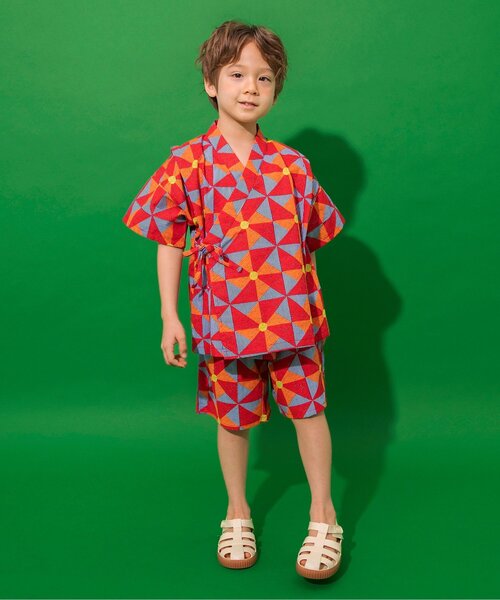 BREEZE(ブリーズ)の「すっぽり着られる BOYS甚平(浴衣・キッズ・ブラック/アイボリー/ブルー/オフホワイト/ブラウン/レッド/ネイビー/オレンジ・80/90/100/110/120/130/140)」の14枚目の写真