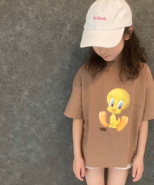 Universal Style Wear（ユニバーサルスタイルウェア）の「トゥイーティー 半袖Tシャツ（Tシャツ/カットソー・キッズ・モカ/ミント/杢グレー/オフホワイト/チャコールグレー/ラベンダー・140cm/150cm/120cm/130cm/160cm）」の4枚目の写真