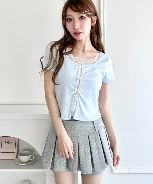 Loueme(ルエム)の「リボンレースレイヤードトップス(Tシャツ/カットソー・レディース・グレー/ブラック/ライトブルー/ホワイト/イエロー・FREE)」の4枚目の写真