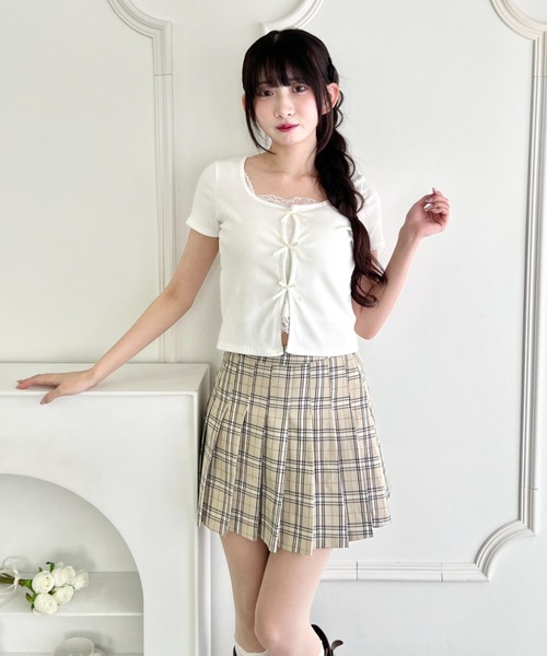Loueme(ルエム)の「リボンレースレイヤードトップス(Tシャツ/カットソー・レディース・グレー/ブラック/ライトブルー/ホワイト/イエロー・FREE)」の11枚目の写真