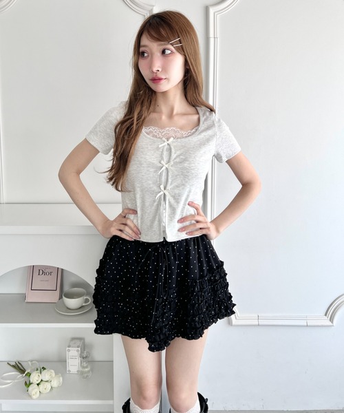 Loueme(ルエム)の「リボンレースレイヤードトップス(Tシャツ/カットソー・レディース・グレー/ブラック/ライトブルー/ホワイト/イエロー・FREE)」の21枚目の写真