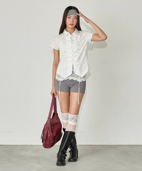WHO'S WHO gallery(フーズフーギャラリー)の「【WEB限定】ナポレオンコンパクト半袖シャツ(シャツ/ブラウス・レディース・ブラック/ホワイト系その他/ブラック系その他/オフホワイト・FREE)」の9枚目の写真