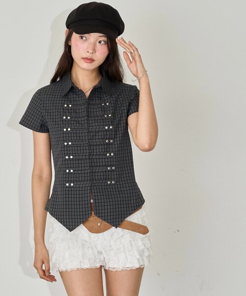 WHO'S WHO gallery(フーズフーギャラリー)の「【WEB限定】ナポレオンコンパクト半袖シャツ(シャツ/ブラウス・レディース・ブラック/ホワイト系その他/ブラック系その他/オフホワイト・FREE)」の11枚目の写真
