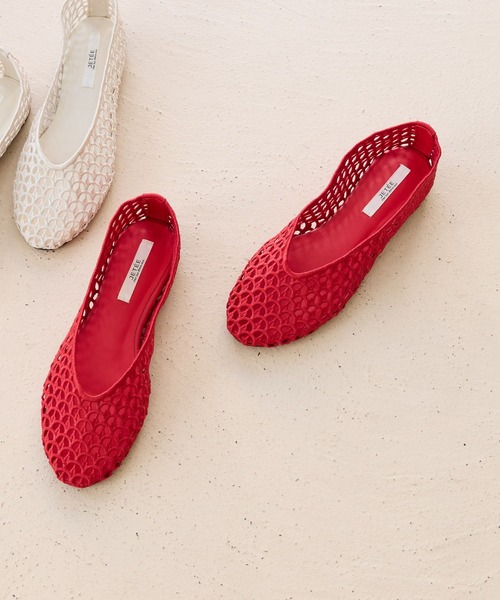 Andemiu（アンデミュウ）の「ラウンドメッシュフラットシューズ634249（その他シューズ・レディース・レッド/アイボリー/ブラック・MEDIUM/SMALL）」の3枚目の写真