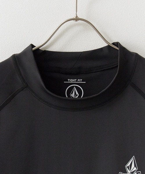 VOLCOM(ボルコム)の「VOLCOM/ボルコム PISTOL STONE LS RASH 長袖ラッシュガード 2026年 夏 夏服(ラッシュガード・メンズ・ホワイト/ブラック・M/L/XL)」の3枚目の写真