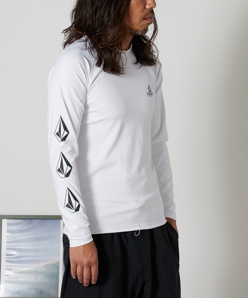 VOLCOM(ボルコム)の「VOLCOM/ボルコム PISTOL STONE LS RASH 長袖ラッシュガード 2026年 夏 夏服(ラッシュガード・メンズ・ホワイト/ブラック・M/L/XL)」の12枚目の写真