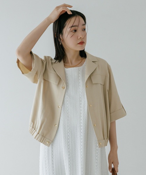 Andemiu(アンデミュウ)の「リネンライクシャツブルゾン656558(ブルゾン・レディース・ブラック/ベージュ・FREE)」の2枚目の写真