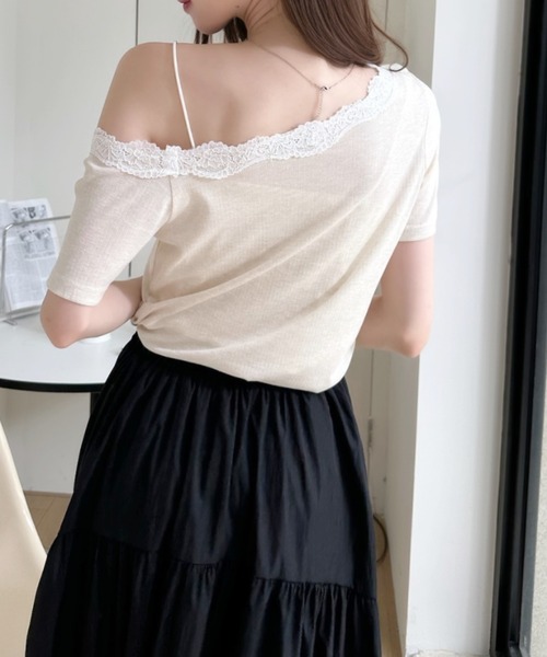Ada.(エイダ)の「襟元フリル ボートネック サイドギャザー 半袖 カットソー(Tシャツ/カットソー・レディース・オートミール/グレー/ブルー・FREE)」の17枚目の写真