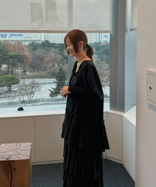 FAVORITO(ファヴォリート)の「ティアードワンピース(ワンピース・レディース・ベージュ/ブラック・F)」の12枚目の写真