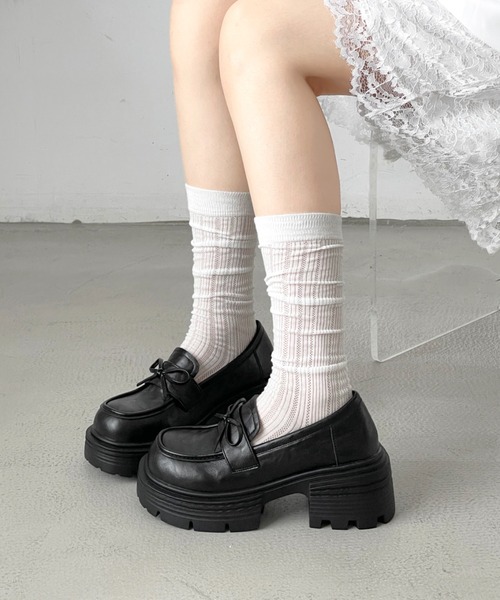 Shoes in Closet(シューズインクローゼット)の「+7.0㎝ 軽量 厚底 スクエアトゥ リボン ローファー 487(ローファー・レディース・ブラック/ダークブラウン・S/M/L/LL)」の1枚目の写真