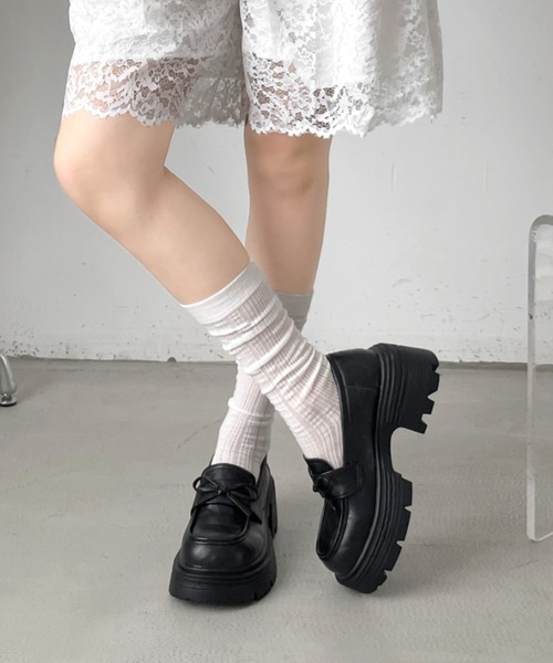 Shoes in Closet(シューズインクローゼット)の「+7.0㎝ 軽量 厚底 スクエアトゥ リボン ローファー 487(ローファー・レディース・ブラック/ダークブラウン・S/M/L/LL)」の6枚目の写真