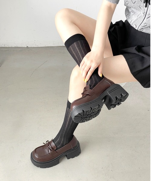 Shoes in Closet(シューズインクローゼット)の「+7.0㎝ 軽量 厚底 スクエアトゥ リボン ローファー 487(ローファー・レディース・ブラック/ダークブラウン・S/M/L/LL)」の12枚目の写真