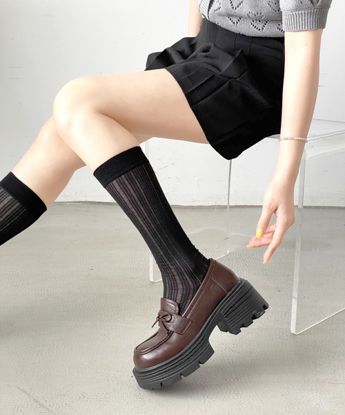 Shoes in Closet(シューズインクローゼット)の「+7.0㎝ 軽量 厚底 スクエアトゥ リボン ローファー 487(ローファー・レディース・ブラック/ダークブラウン・S/M/L/LL)」の13枚目の写真