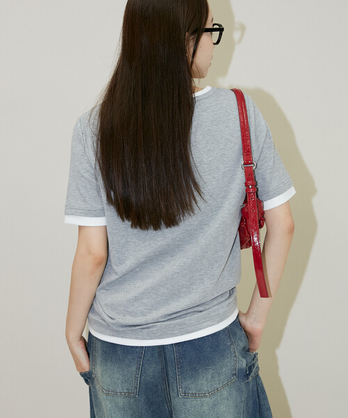 PUBLUX(パブリュクス)の「PUBLUX/パブリュクス 配色 レイヤード風 ヘンリーネック Tシャツ 限定展開(Tシャツ/カットソー・レディース・ブラウン/ネイビー/オフホワイト/グレー・フリ-)」の15枚目の写真