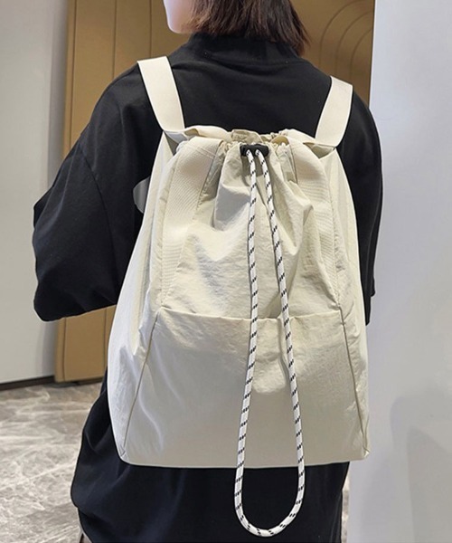 mielu（ミエル）の「ドロストリュックサック（バックパック/リュック・レディース・アイボリー/ブラック・FREE）」の2枚目の写真