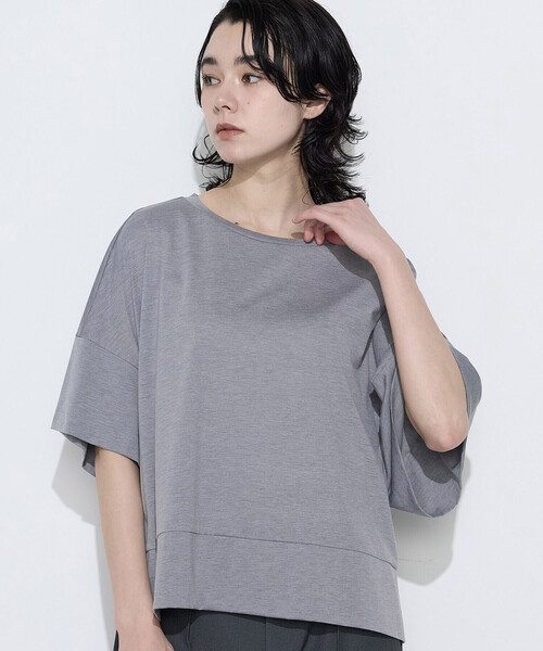 COMME CA Wardrobe(コムサワードローブ)の「ポリエステル/レーヨン天竺 プルオーバー(Tシャツ/カットソー・レディース・トップグレー/ホワイト/ボルドー/レッド/ブラウン・FREE)」の3枚目の写真