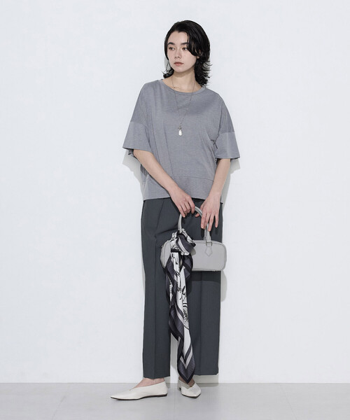 COMME CA Wardrobe(コムサワードローブ)の「ポリエステル/レーヨン天竺 プルオーバー(Tシャツ/カットソー・レディース・トップグレー/ホワイト/ボルドー/レッド/ブラウン・FREE)」の13枚目の写真