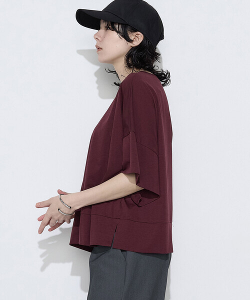 COMME CA Wardrobe(コムサワードローブ)の「ポリエステル/レーヨン天竺 プルオーバー(Tシャツ/カットソー・レディース・トップグレー/ホワイト/ボルドー/レッド/ブラウン・FREE)」の17枚目の写真