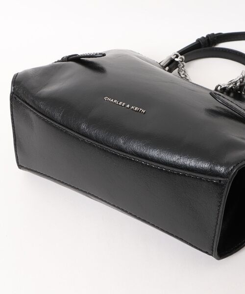 CHARLES & KEITH(チャールズ & キース)の「Delfina デルフィナ チェーン サイドベルト トートバッグ(トートバッグ・レディース・スミクロ/ダークブラウン系3・S)」の12枚目の写真