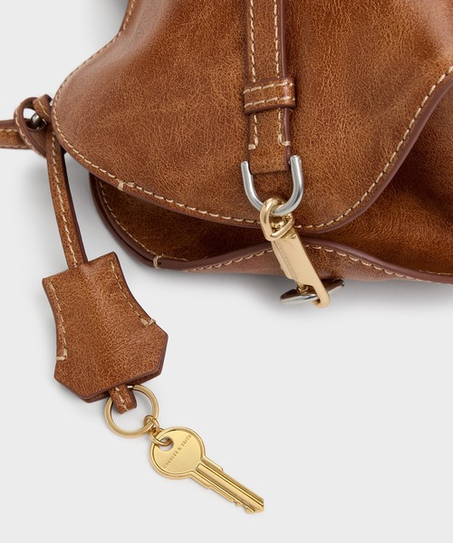 CHARLES & KEITH(チャールズ & キース)の「Delfina デルフィナ チェーン サイドベルト トートバッグ(トートバッグ・レディース・スミクロ/ダークブラウン系3・S)」の21枚目の写真