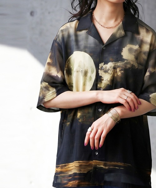 antiqua(アンティカ)の「ムーンプリント アート柄 シャツ(シャツ/ブラウス・レディース・ブラック・ONESIZE)」の7枚目の写真