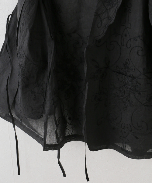 sara mallika(サラ マリカ)の「【SARA MALLIKA/サラマリカ】 Organza Arai Embroidery Jacket(その他アウター・レディース・ブラック/ホワイト・FREE)」の6枚目の写真