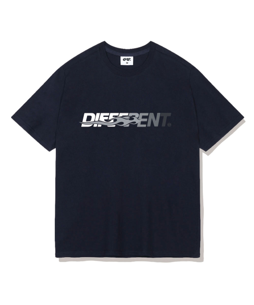 DIIFF（ディフ）の「ディファレントオーバーサイズ半袖Tシャツ4カラー[DISE_1003]（Tシャツ/カットソー・メンズ・ブラック/アイボリー/ホワイト/ネイビー・LARGE/X-LARGE/SMALL/MEDIUM）」の10枚目の写真