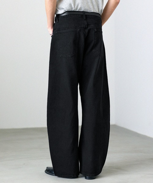 ASTRONOMY(アストロノミー)の「BARREL-LEG WASHED CURVE DENIM(デニムパンツ・メンズ・ブラック/ブルー・S/M/L/XL)」の8枚目の写真
