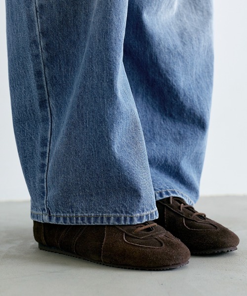 ASTRONOMY(アストロノミー)の「BARREL-LEG WASHED CURVE DENIM(デニムパンツ・メンズ・ブラック/ブルー・S/M/L/XL)」の16枚目の写真