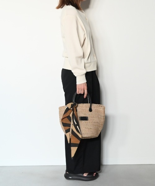 CLEDRAN(クレドラン)の「【サイザル麻×牛革 リボン付属】CL3953 HAND&WORK SISAL RIBBON BASKET(かごバッグ・レディース・ブルーグレー/ベージュ・FREE)」の15枚目の写真