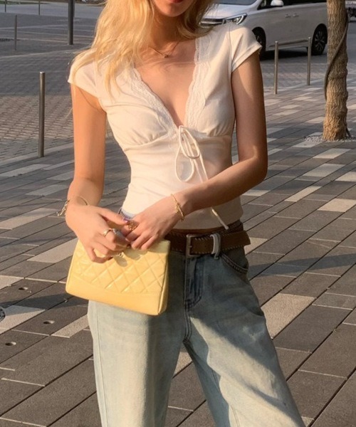 tunee(チュニー)の「リボンレースフレンチスリーブカットソー 半袖(MA/EK161)(Tシャツ/カットソー・レディース・ブラック/ホワイト・FREE)」の11枚目の写真