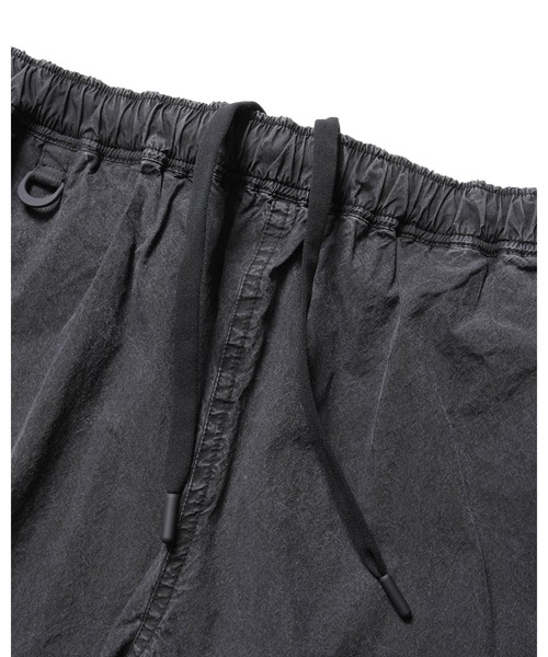 F.C.Real Bristol(エフシーレアルブリストル)の「WASHED CRISP DENIM EASY SHORTS(その他パンツ・メンズ・インディゴブルー/ブラック・SMALL/MEDIUM/LARGE/X-LARGE/XX-LARGE)」の9枚目の写真